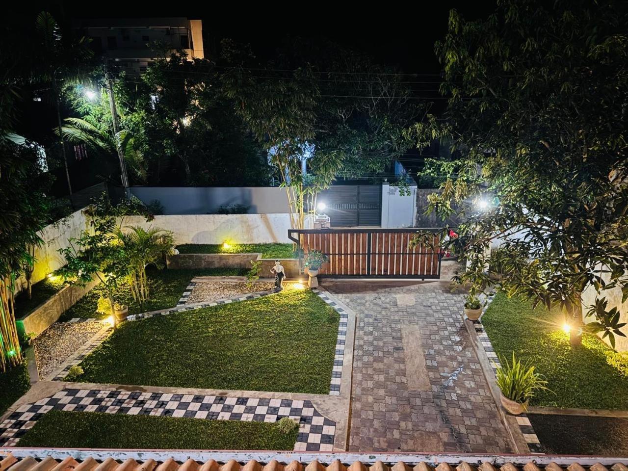 Akash Villa Talaramba Esterno foto